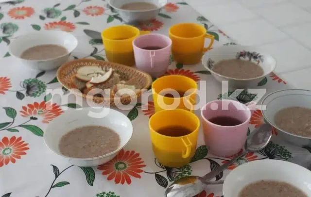 Будут ли кормить школьников ЗКО бесплатным обедом?